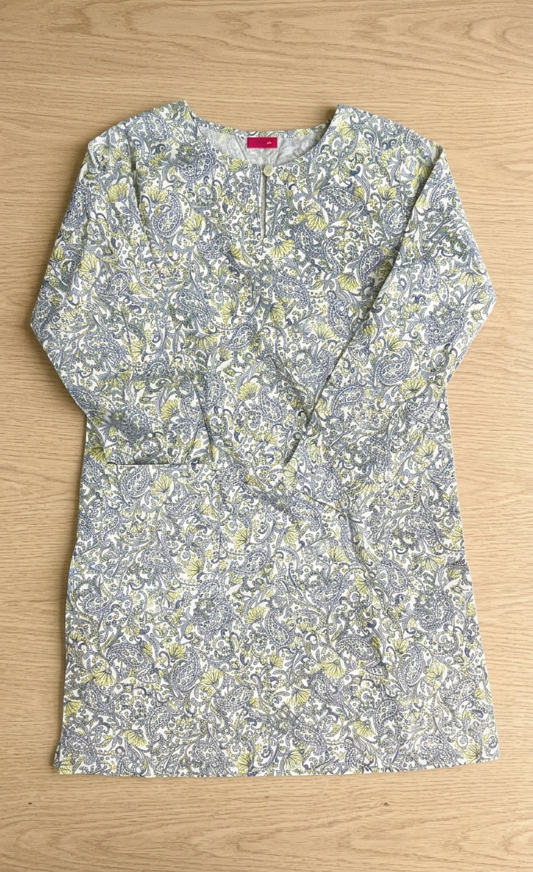 Lovely Paisleys Baby Blue - Long Blouse