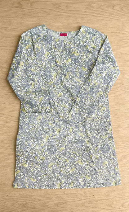Lovely Paisleys Baby Blue - Long Blouse