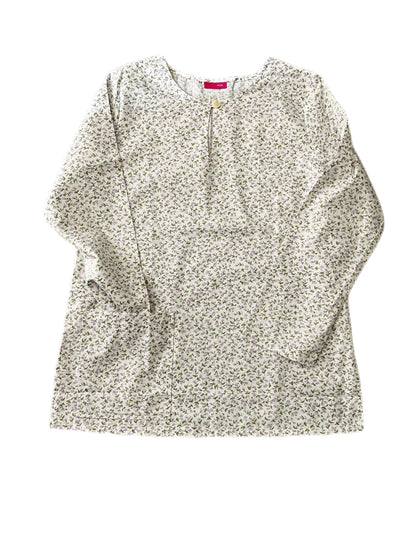 blouse in tiny florals lilac with white background