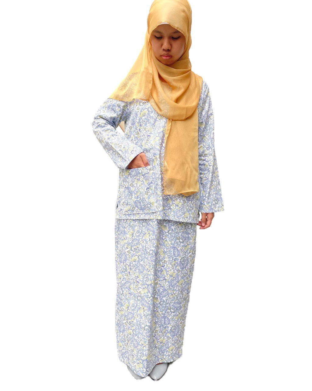 Lovely Paisley Set